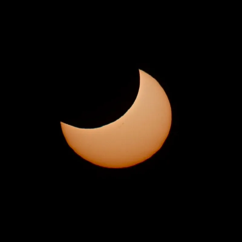El eclipse en su máximo, por Javier Salido