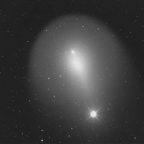 Cometa Holmes — José Carrillo