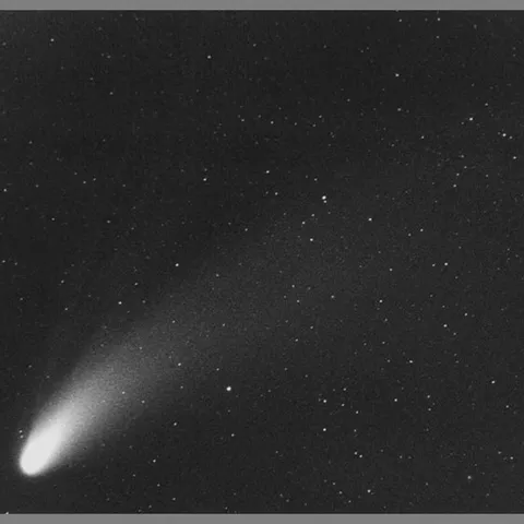 Cometa Hale-Boop — Varios autores